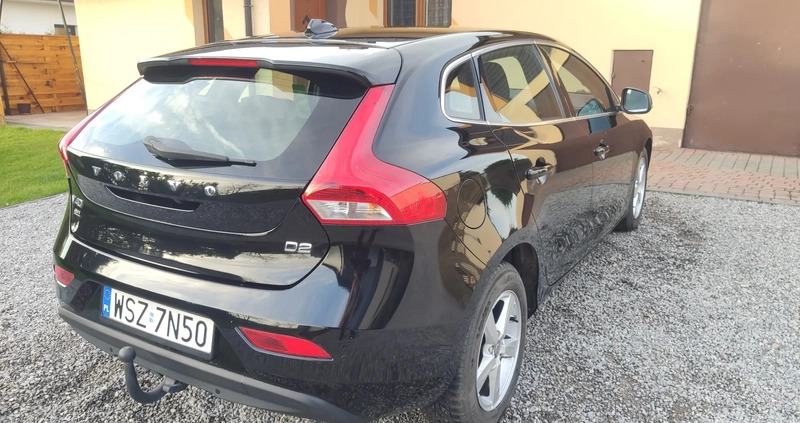 Volvo V40 cena 46000 przebieg: 74788, rok produkcji 2016 z Bierutów małe 466